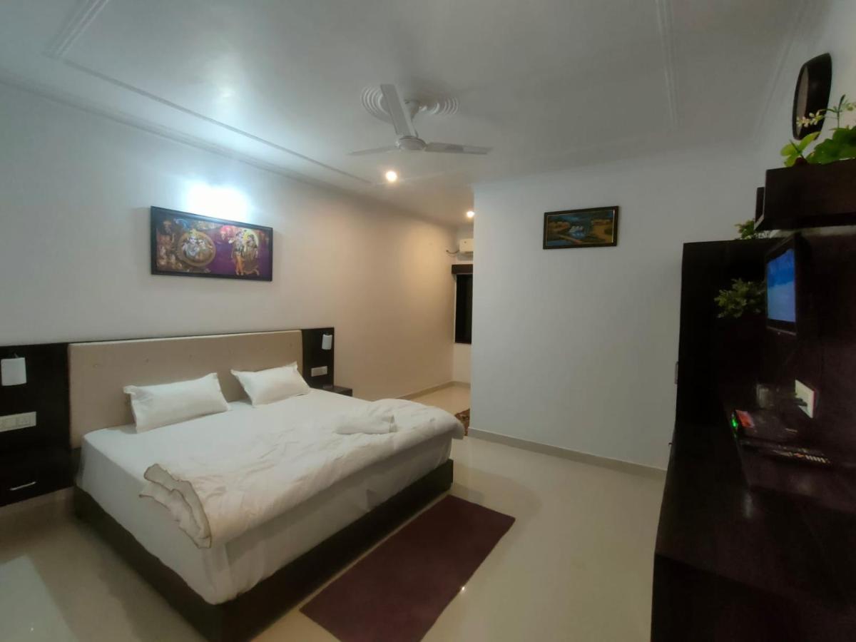 Hostel Arabian Night Khajuraho Exterior photo